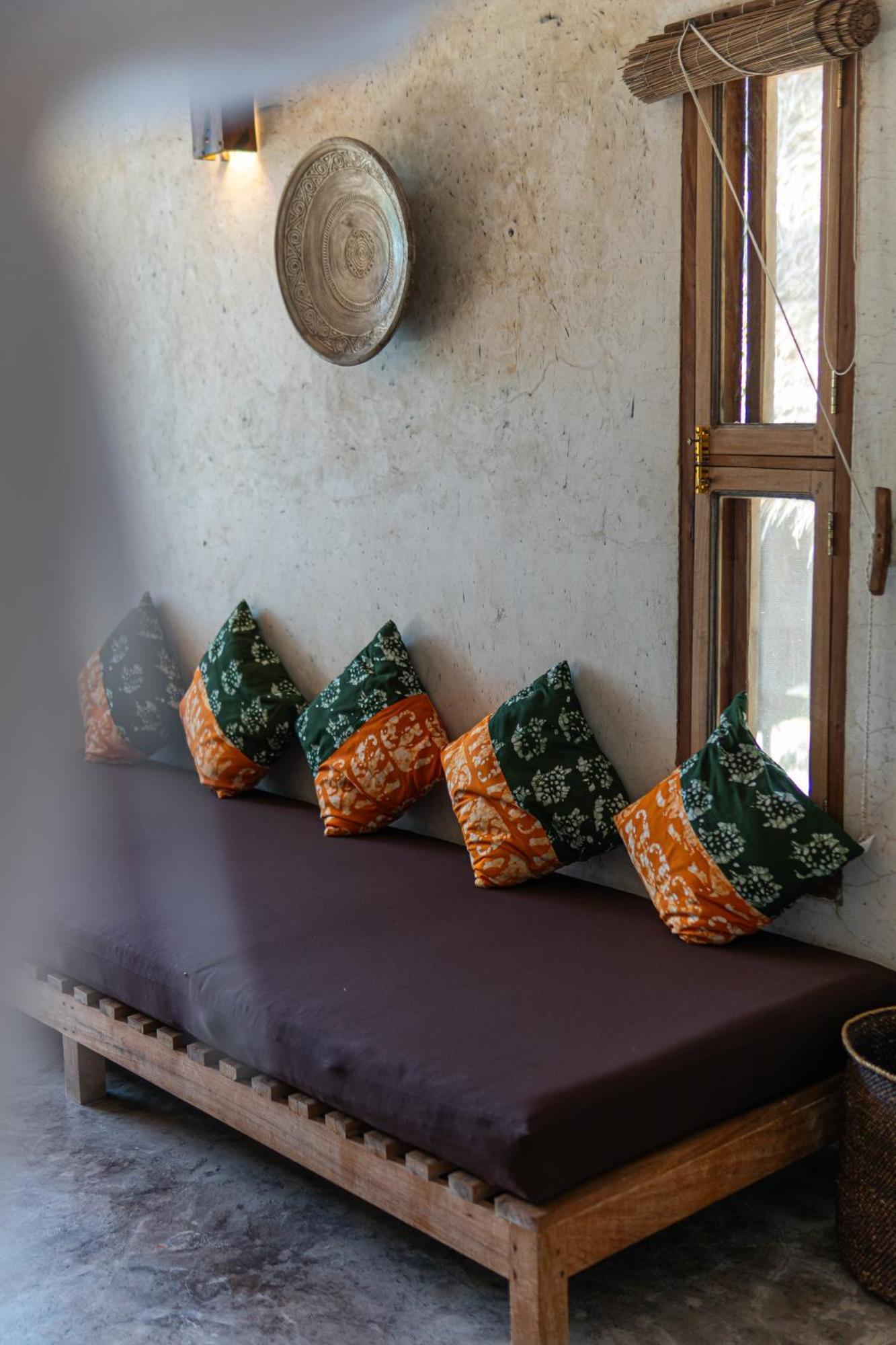 Mr Kahawa Hotel Паже Екстериор снимка